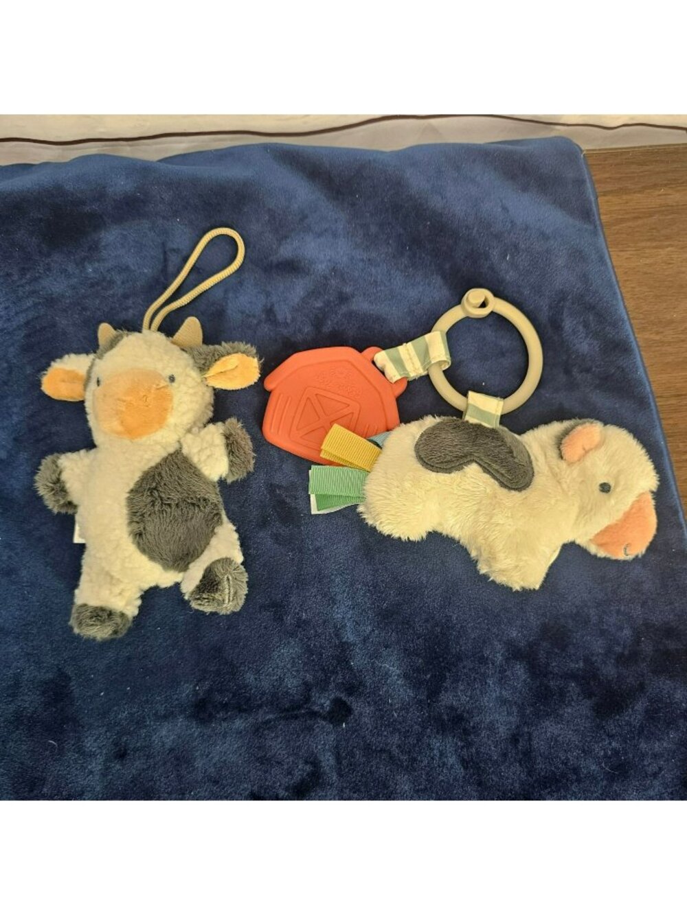 Itzy Ritzy Itzy Pal Plush Baby Cow Toy With Silicone Teether For 0 Months+